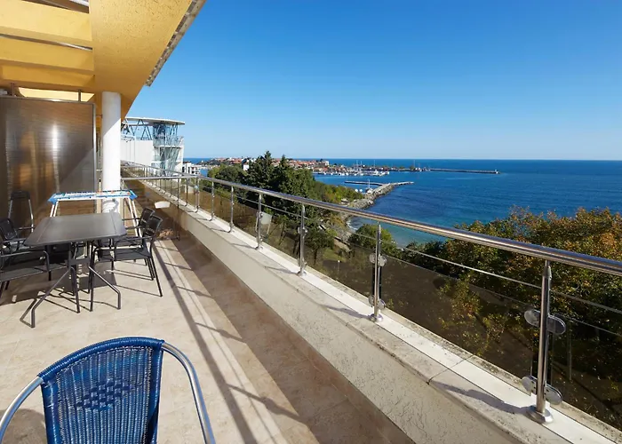 Апартамент Infinity Terrace 1br *