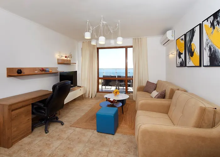 Infinity Terrace 1br Апартамент