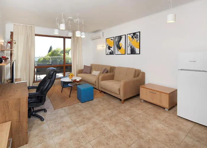 Апартамент Infinity Terrace 1br *