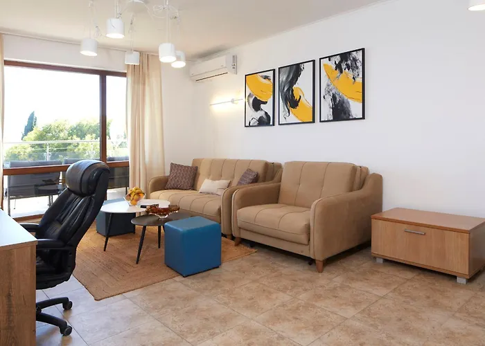 Апартамент Infinity Terrace 1br *